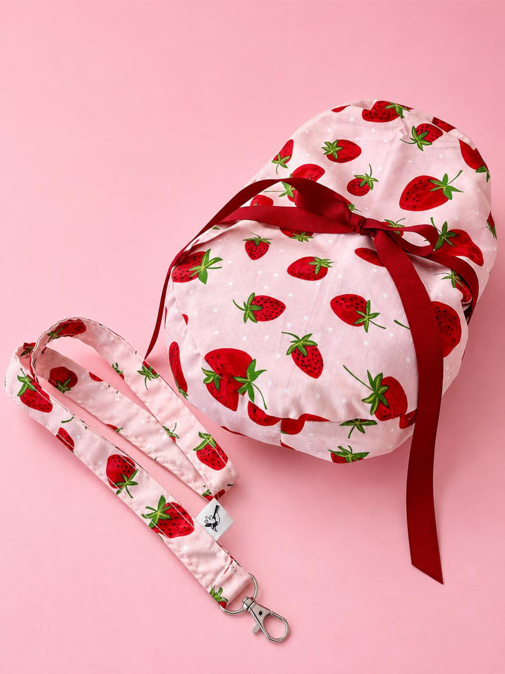 Gorro de tela para exfoliación con diseño de fresa